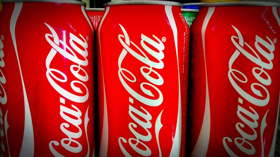 Trump promete devolver el azúcar a la Coca-Cola