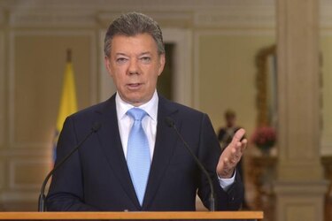 Presidente de Colombia anuncia que buscará reelección en 2014