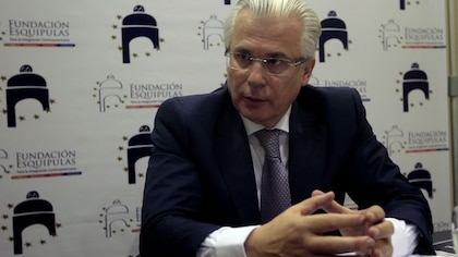 Baltasar Garzón dice que caso Ayotzinapa es 'una vergüenza para la humanidad'