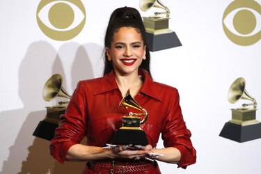 Rosalía estrena versión de ‘Bizcochito’