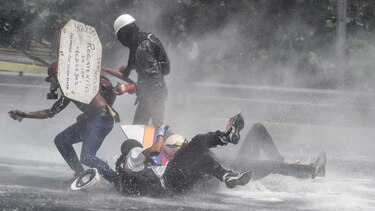 Muere periodista durante manifestación opositora en Caracas