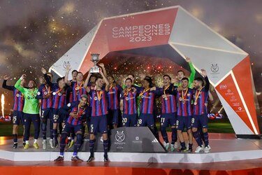 Barcelona acaba con su sequía de títulos, vence 3-1 al Real Madrid en la Supercopa de España