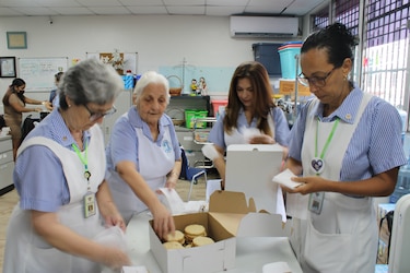 Amor, ayuda y consuelo; el viaje de las voluntarias del Hospital del Niño