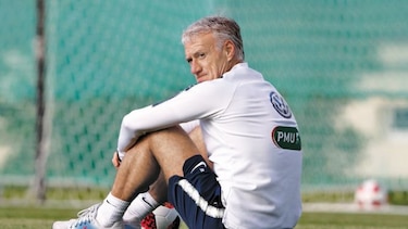 Deschamps pone cuidado a Mbappé