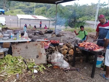Cierres en Tolé, Viguí y Horconcitos, pese al acuerdo entre ngäbes y el Gobierno