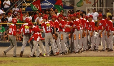 Panamá Metro lidera la serie final del juvenil