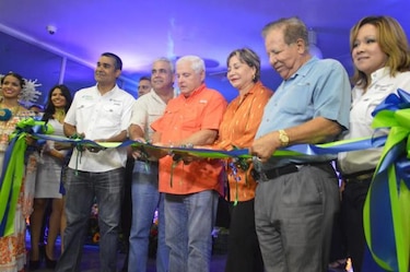 Martinelli aprovecha inauguración de mercado para criticar a Varela y Navarro