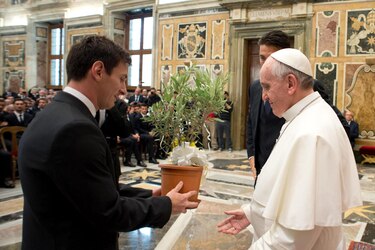 Messi: El papa Francisco hizo del mundo ‘un lugar mejor’