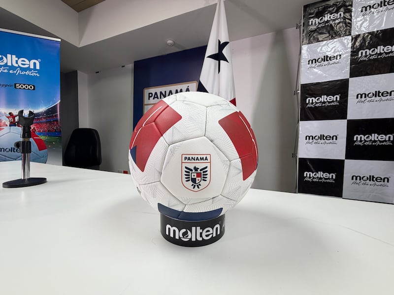 Molten y FPF lanzan balón conmemorativo a la clasificación de Panamá al Mundial 2026