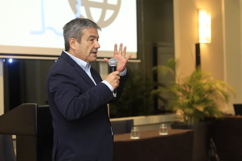 OMICRON recibe en Panamá a KYOCERA Document Solutions