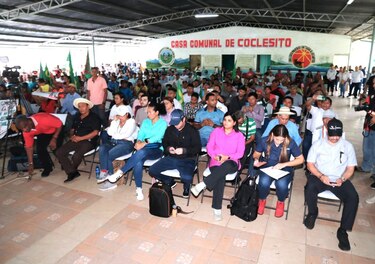 Vehículos y agentes policiales rondan la consulta ciudadana en Coclesito, sobre el contrato minero