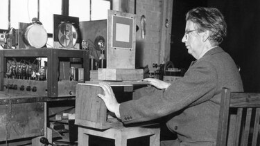 La historia de William Taynton, el joven oficinista que se convirtió en la primera persona del mundo en aparecer en TV