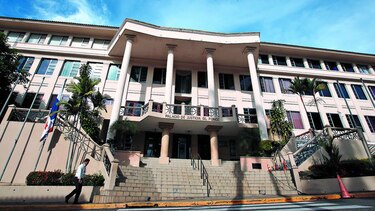 Demandan ante la Corte Suprema el decreto que otorgó día libre tras pase a Rusia 2018