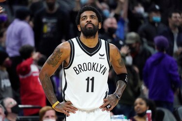 Nike suspende su patrocinio con Kyrie Irving por la polémica de antisemitismo