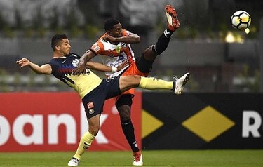 El América pone un pie en semifinales al golear al Tauro FC en el Azteca