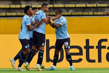 Católica de Ecuador, donde milita Ismael Díaz, avanza a la tercera fase de la Copa Libertadores