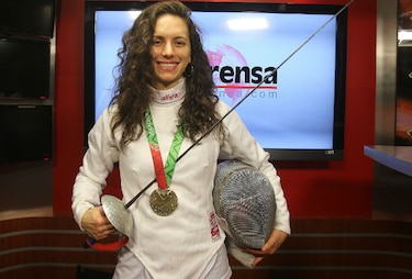 Eileen Grench: A tiempo completo por un sueño en la esgrima