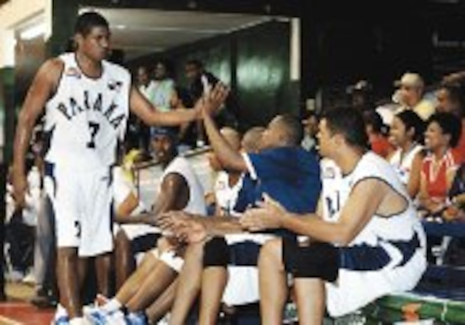 Panamá aplasta a Belice y se baña de oro en el básquet