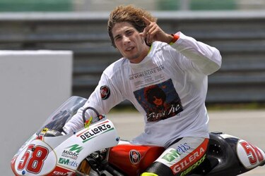 Muere en un accidente Marco Simoncelli
