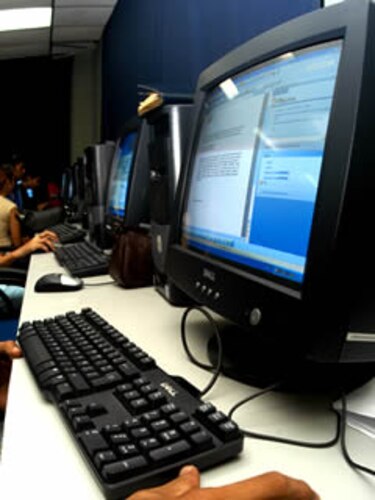 Gusano 'Conficker' logra expandirse sin causar daños graves