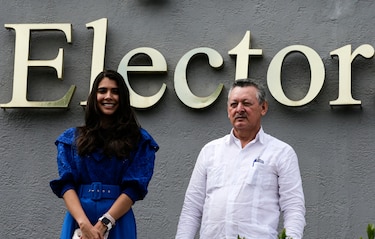 Opositores nicaragüenses inscriben a exguerrillero y ex reina de belleza para presidenciales