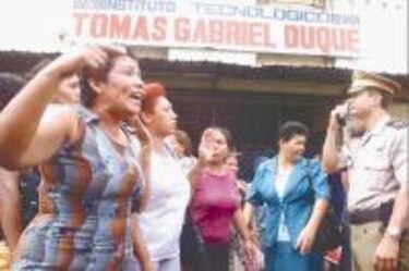 Exigen reapertura del Duque