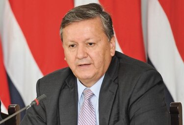 Cómo negociar con China; dos visiones
