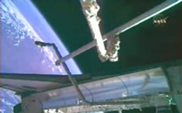 Astronautas inician arriesgada misión espacial