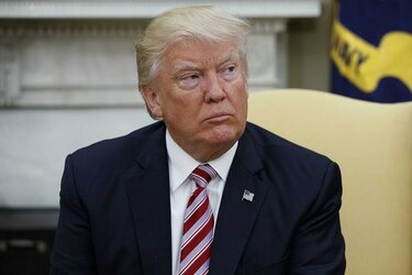Las apuestas a que Donald Trump será destituido aumentan tras el despido de James Comey