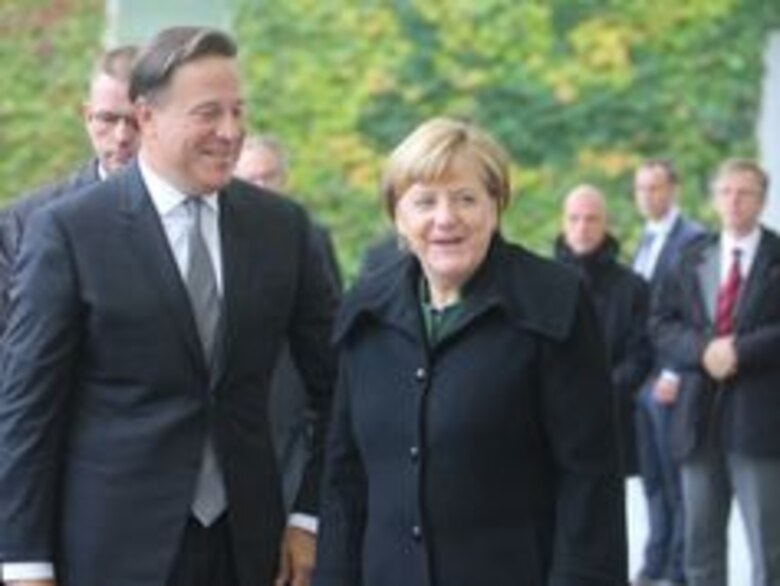 Ángela Merkel apoya a Panamá en sus esfuerzos por recuperar la confianza mundial