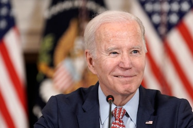 Biden urge a restringir el uso de las armas tras varios sucesos violentos
