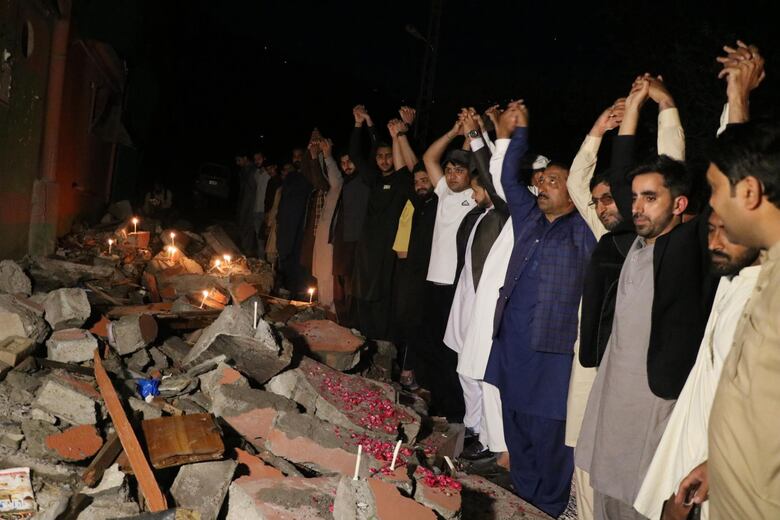 La batalla de drones India-Pakistán se intensifica mientras cifra de muertos asciende a 82