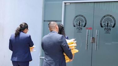 10 claves y frases que dejó el contralor Anel Flores al sustentar el presupuesto 2026