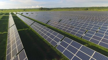 Publican pliego para licitar energía renovable a largo plazo