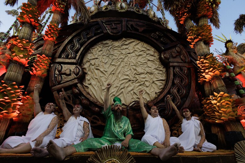 Entre desfiles y comparsas, Río de Janeiro y São Paulo le sacan chispas al Carnaval