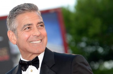 George Clooney y la abogada Amal Alamuddin están comprometidos, según People