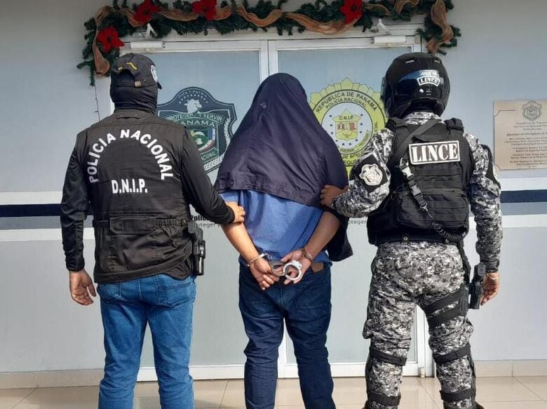 En Santiago aprehenden a un hombre con 11 mil municiones y dos armas de fuego