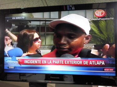 Incidente entre guardaespalda de Evo Morales con camarógrafo en el inicio del segundo día de la Cumbre