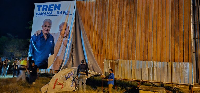 Tribunal Electoral remueve propaganda política