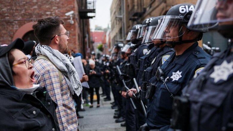 Las protestas contra ICE por las redadas migratorias se extienden de Los Ángeles a otras ciudades de Estados Unidos