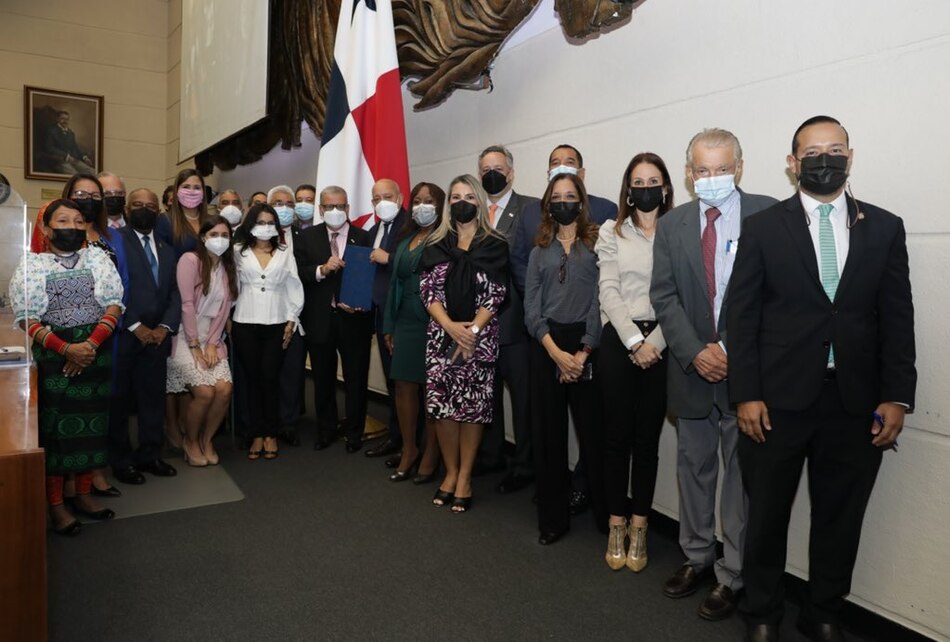Asamblea aprueba en tercer debate el proyecto que regula el uso medicinal de la cannabis
