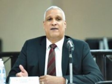 Defensa insiste en dilatar el caso de Ricardo Martinelli