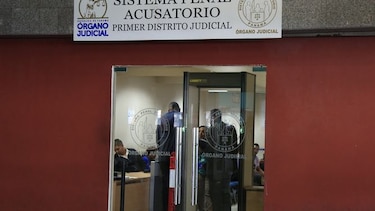 Tribunal revoca medidas cautelares en caso de hurto a camión blindado