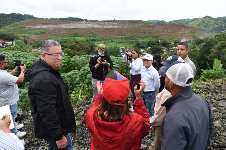Urgente llamado de la AAUD: sin tratamiento de lixiviados, cerro Patacón amenaza fuentes de agua