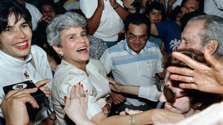 Muere Violeta Chamorro, la mujer que derrotó a Ortega en Nicaragua y la primera presidenta elegida de América
