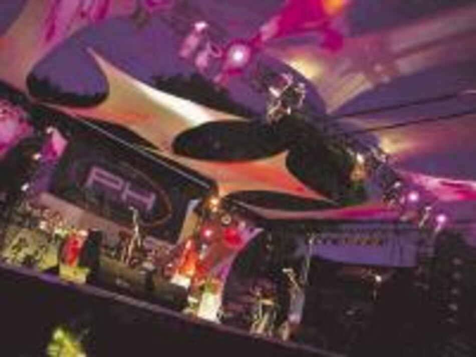 Mucho más que una discoteca móvil