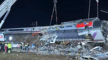 Ascienden a 74 los fallecidos por el accidente ferroviario de España