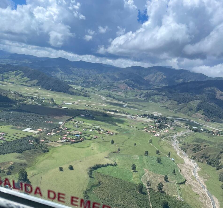 Accidente aéreo en Colombia deja diez víctimas, entre ellas dos menores panameños