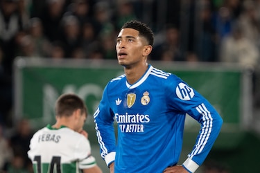 El Elche arranca un empate ante un Real Madrid a remolque