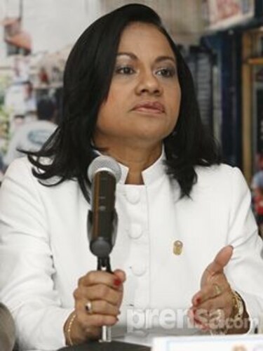 Contralora pide respetar proceso de investigaciones